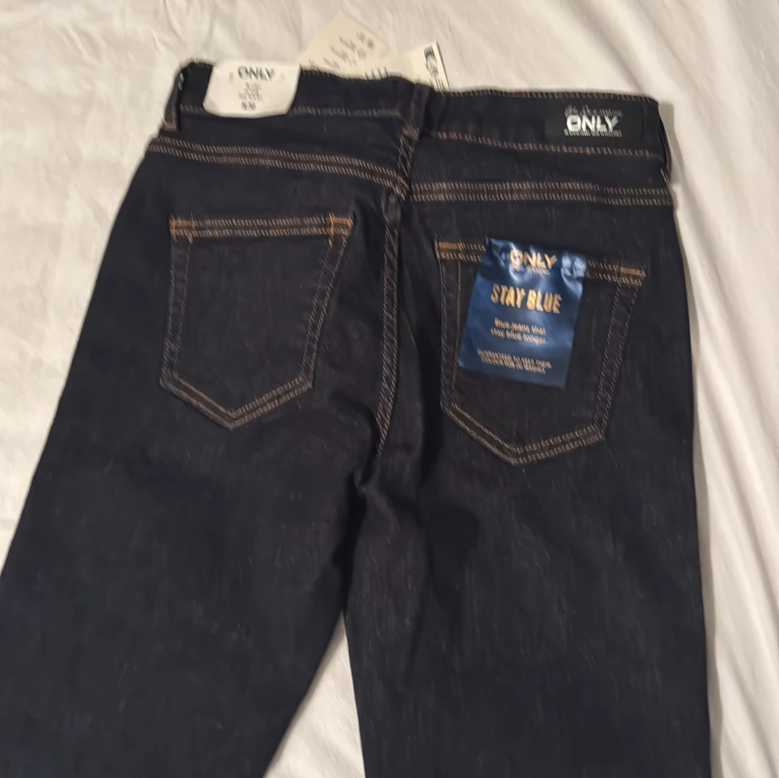 Mörkblå bootcut jeans från ONLY - 1