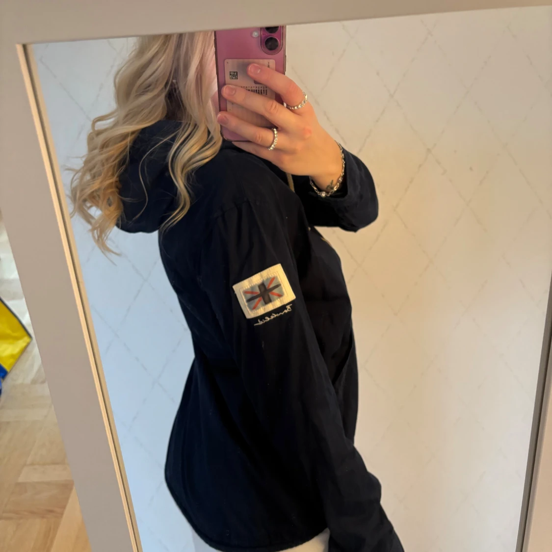 Mörkblå vindjacka med huva från Bondelid - 2