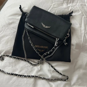 Zadig Voltaire  - Jätte fint skick använder inte 💕kom gärna med prisförslag