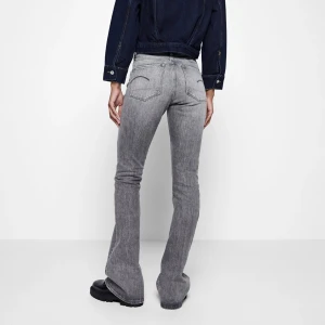 Grå jeans - Grå jeans 