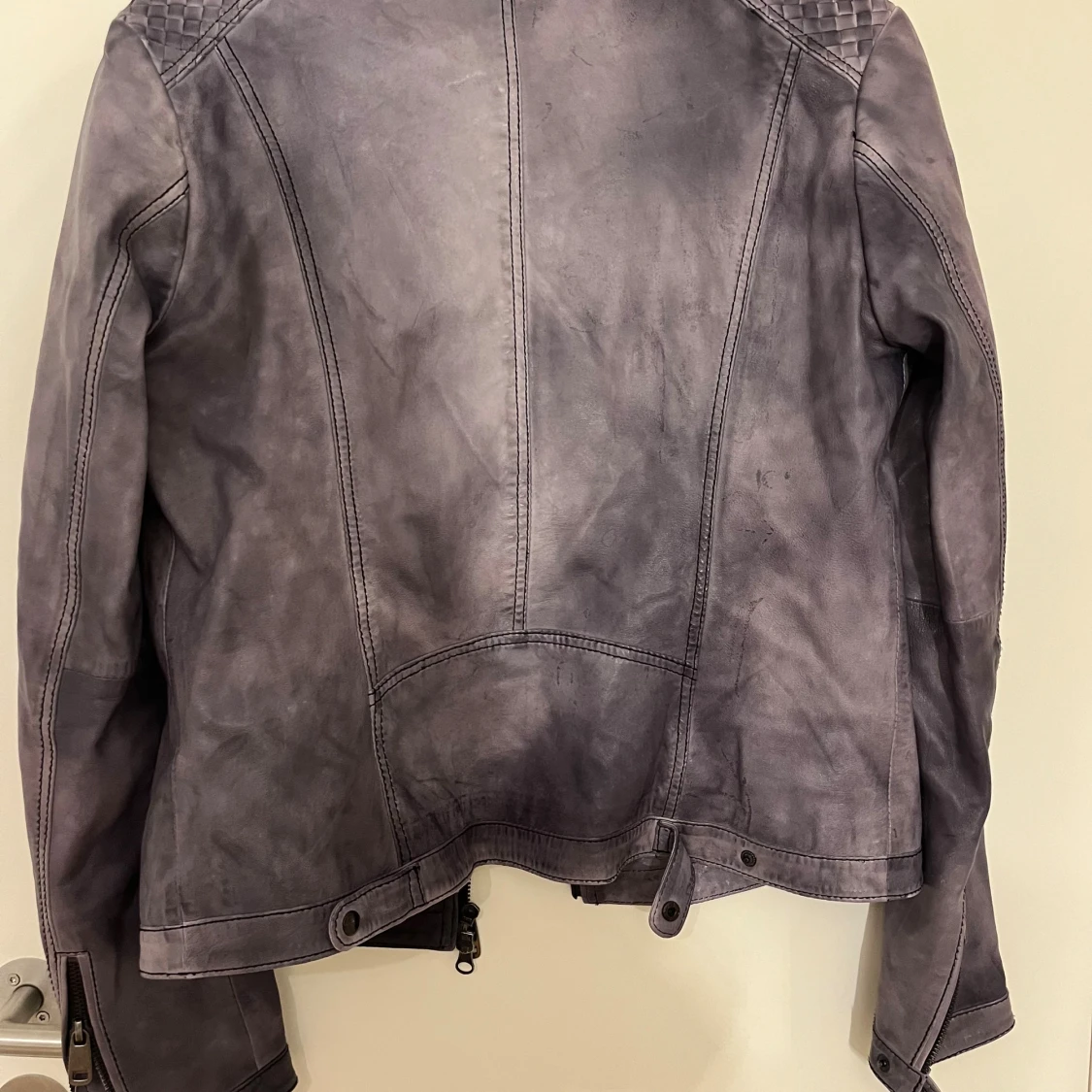 Grå skinnjacka från Frontrow - 1