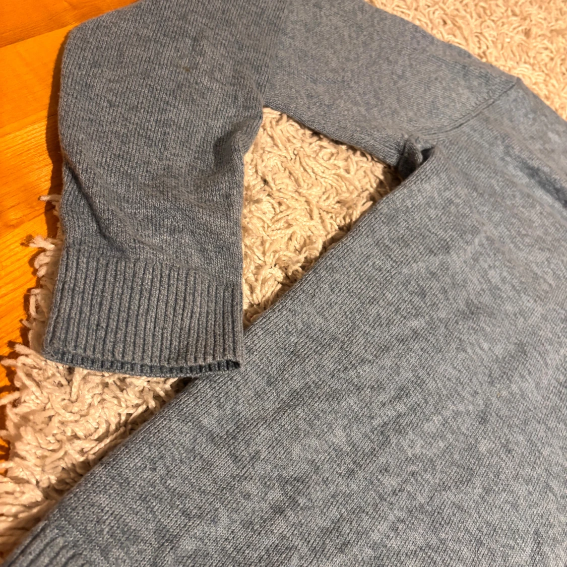 Blå stickad tröja från Hollister - 2