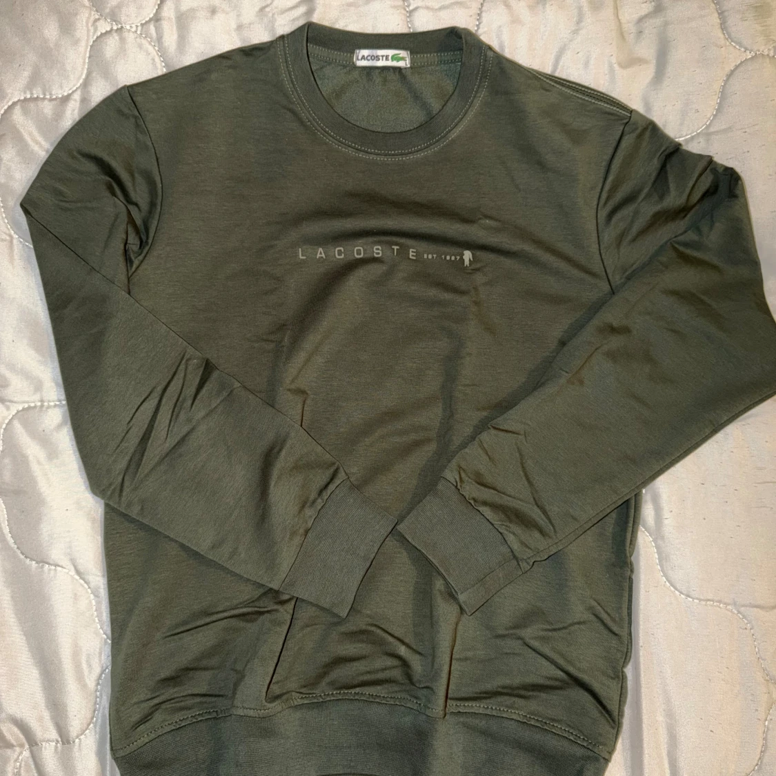 Grön oanvänd långärmad tröja från Lacoste - 2