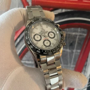 Relax Daytona Mod - 🔺316L 🔺Seiko Vk63 urverk 🔺Safirglas 🔺5 ATM