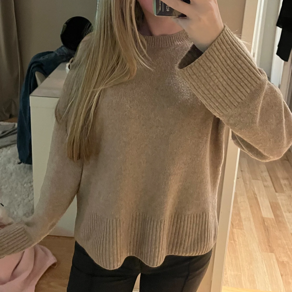 Beige stickad tröja & Other Stories