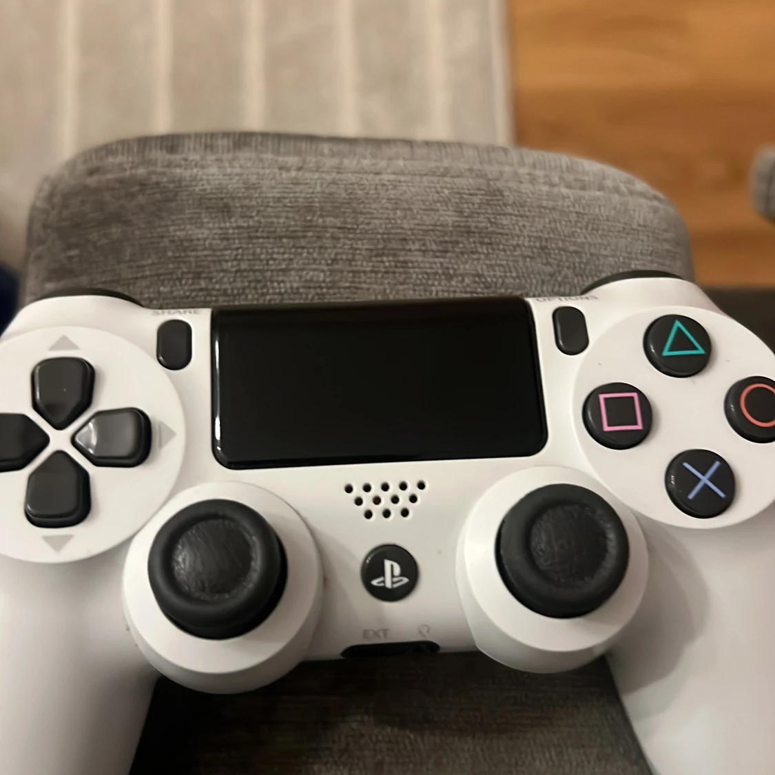 PlayStation 4 DualShock 4 Wireless Controller - Vit - 4