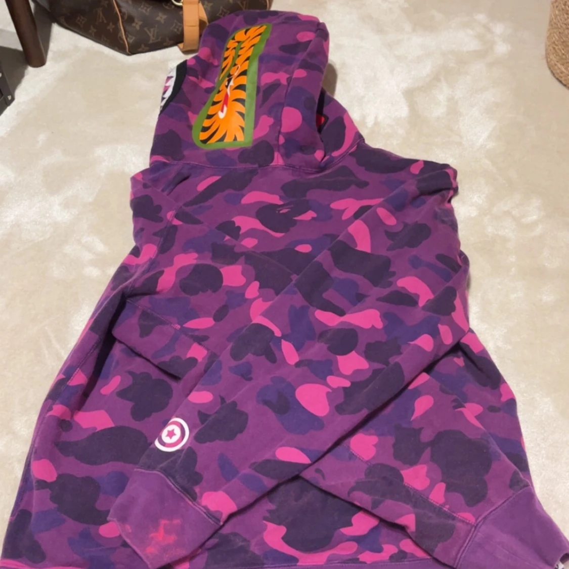 Lila camo hoodie från Bape Shark - 2
