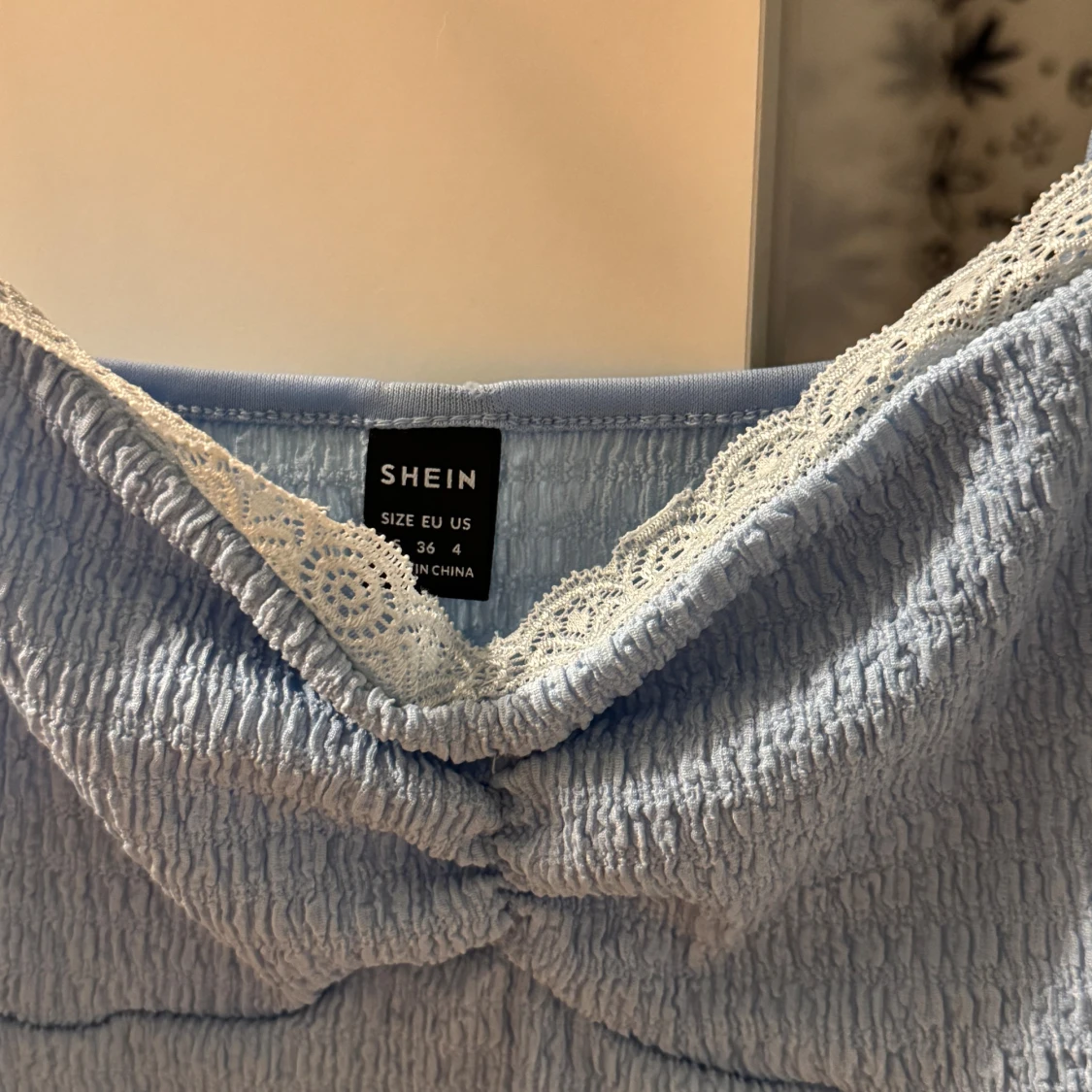 Ljusblå linnetopp med spets från SHEIN - 2