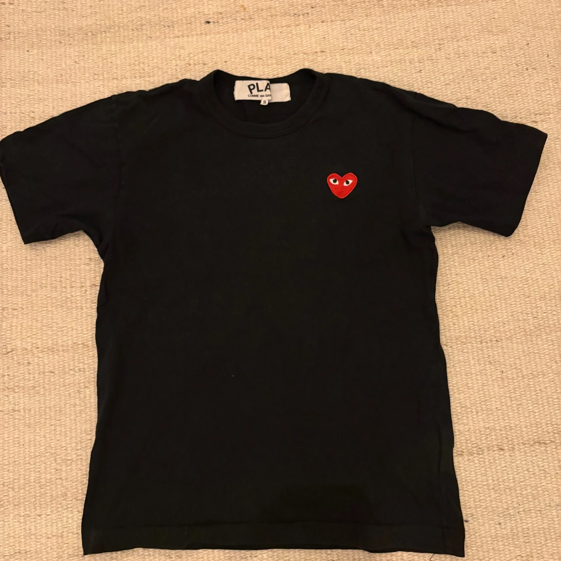 Svart CDG play t-skjorta 