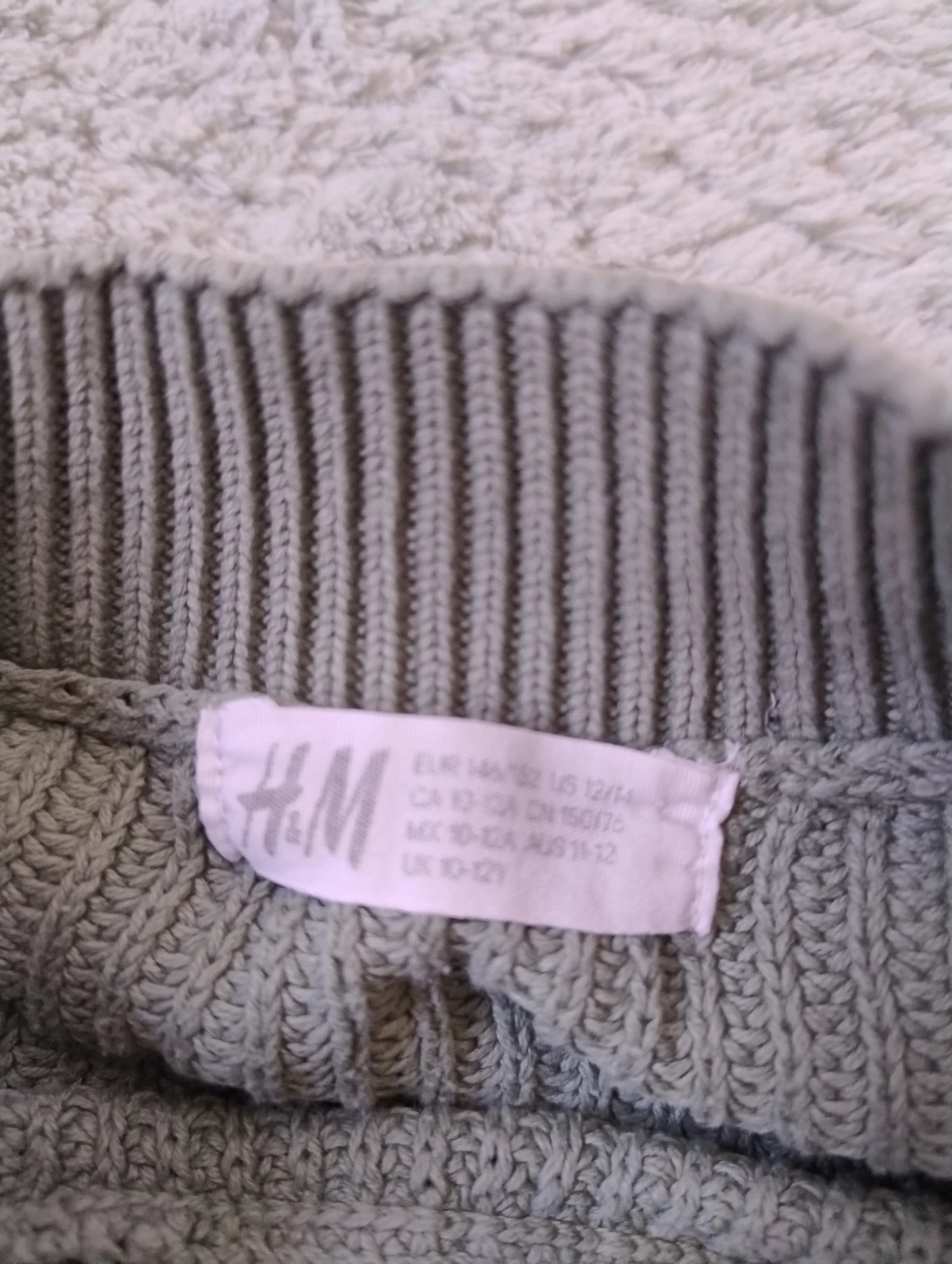 Grön stickad croppad tröja H&M - 1