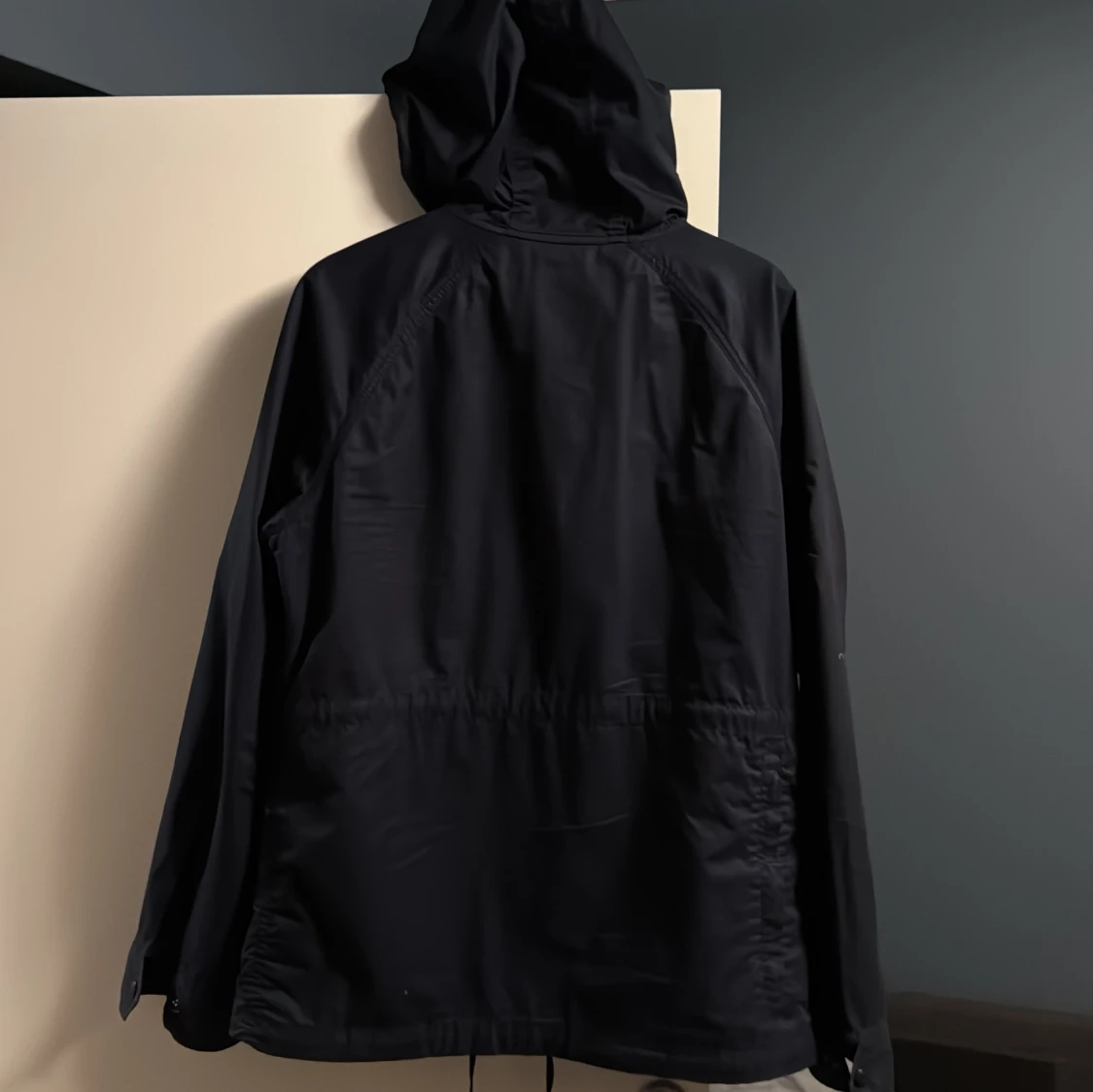 Marinblå vindjacka från Woolrich  - 1