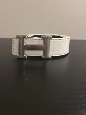 Herme’s skärp - Helt nytt herme’s skärp