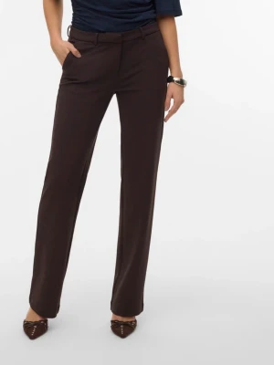 Bruna kostymbyxor med raka ben - Kostymbyxor från Vero Moda. Köptes för 450kr. Använd 3 gånger  