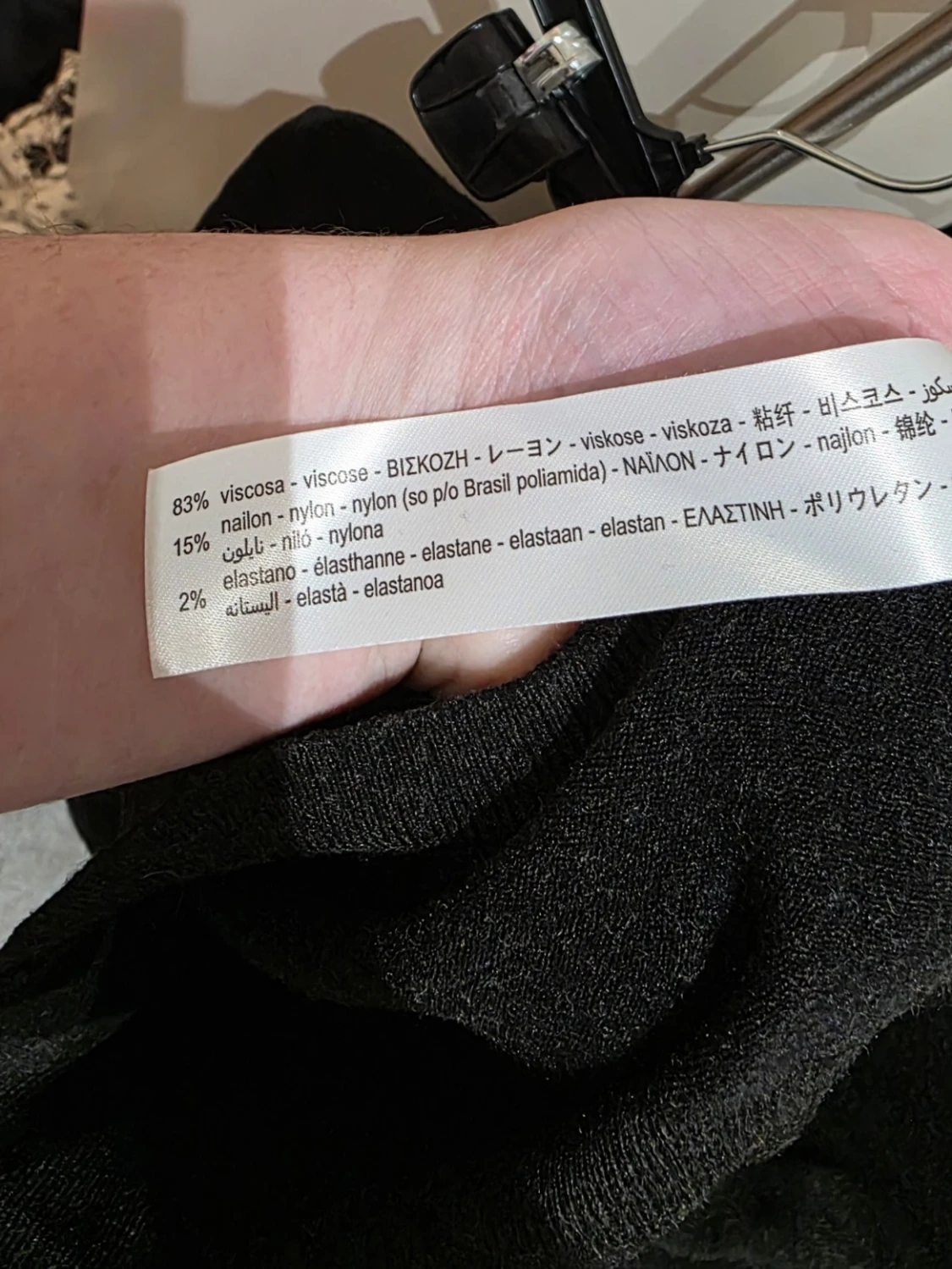 Svart polotröja med knappar från Zara - 4