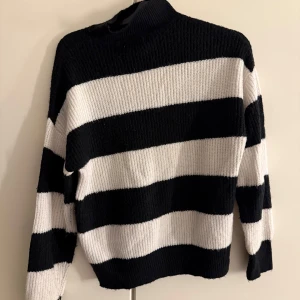 Tjocktröja - Randig 