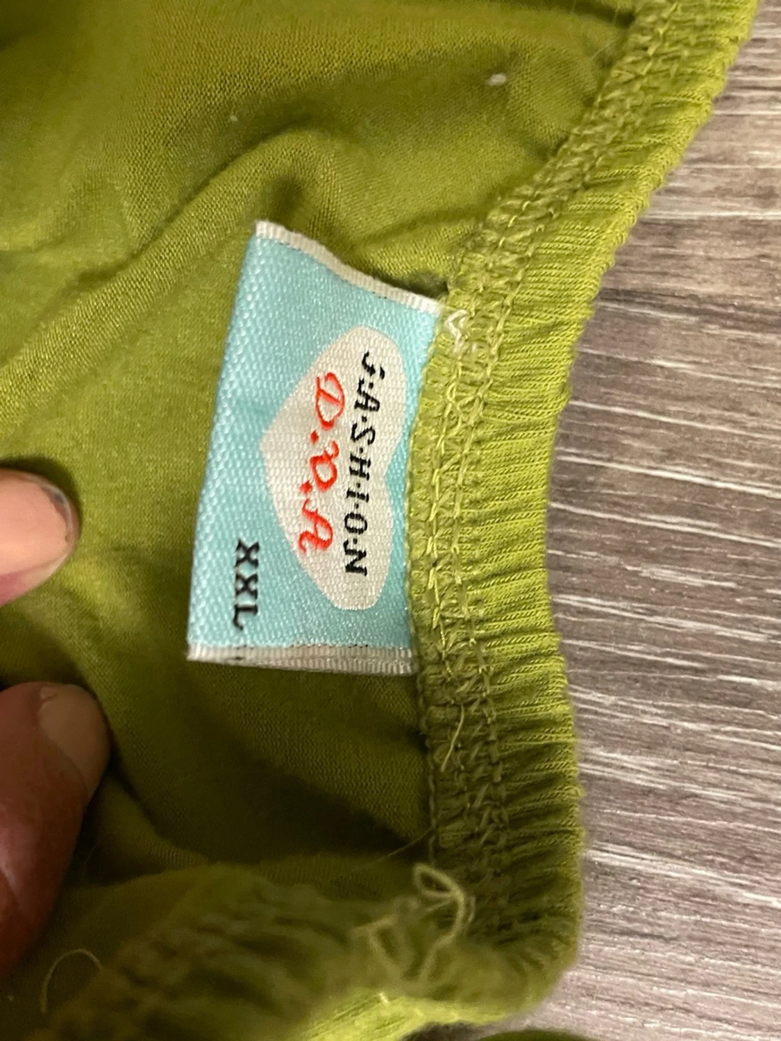 Grön linnetopp med spetsdetaljer - 3