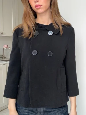 Svart kappa - Så himla fin!!🤍