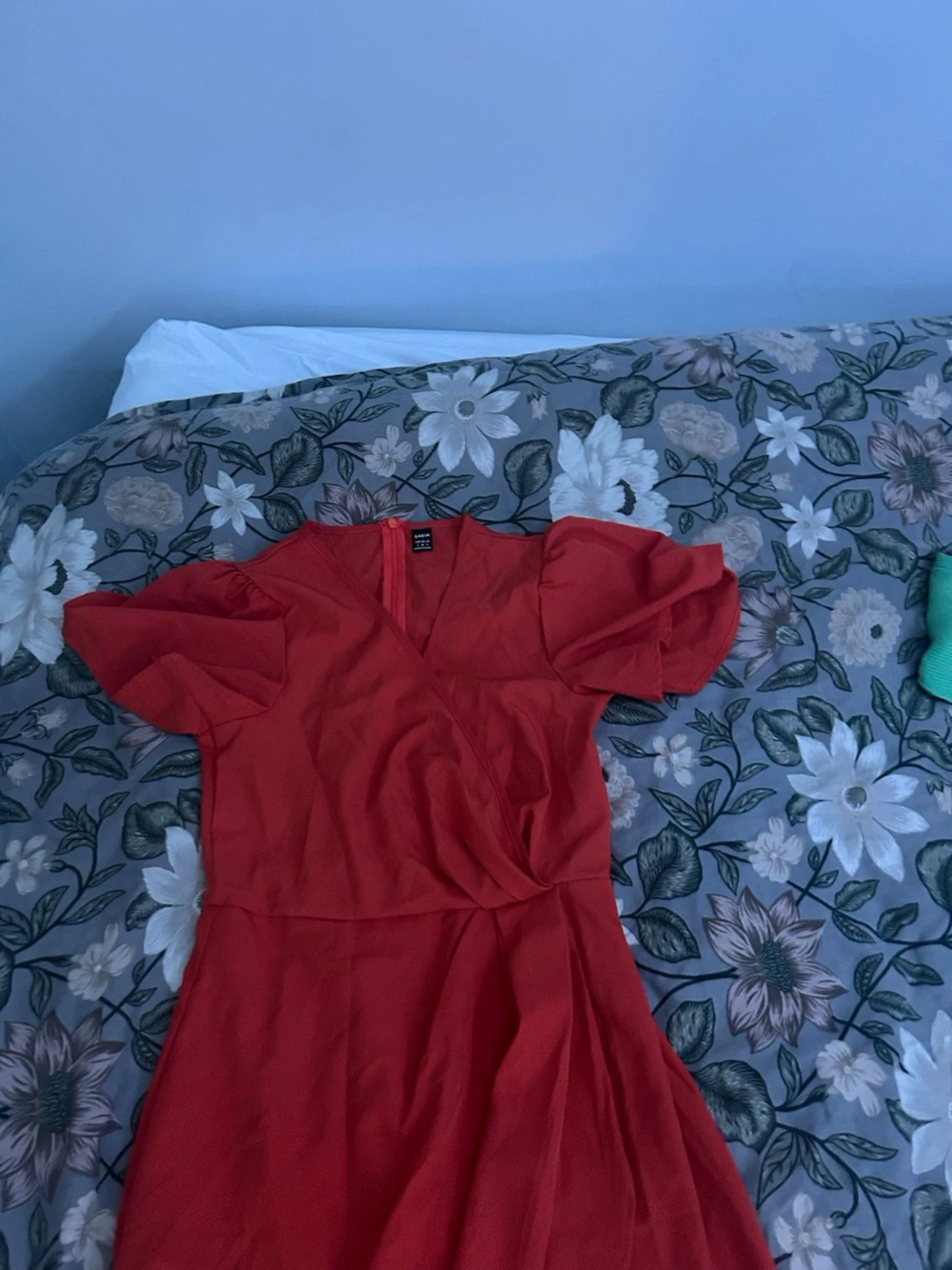 Röd omlottklänning från SHEIN