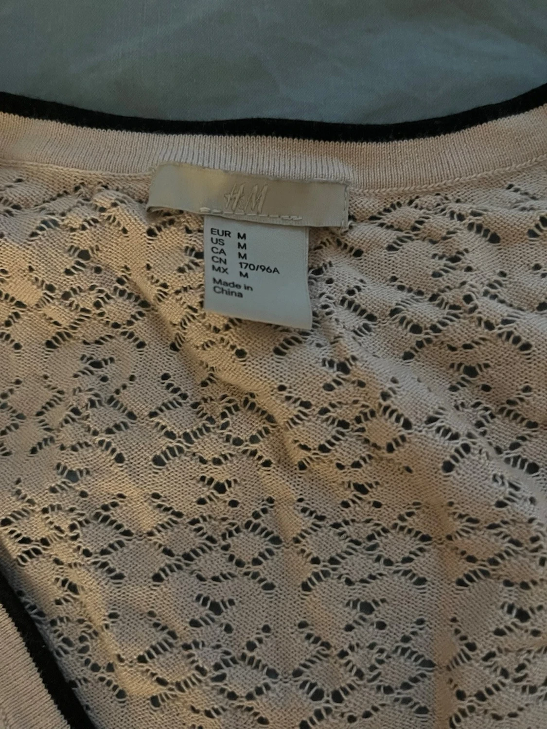 Beige spetskofta från H&M - 1