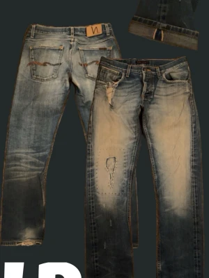Selvedge nudie Lab tim 12 - 🔹Ett par extremt unika nudie lab Tim jeans. De har gått sönder vid höger ficka men går såklart att laga och (se sista bilden) så kan man ej se huden under.  🔹Storlek: 32/34 men passar som 30/32 men jag hänvisar till måtten nedan! 🔹Mått: längd: 102cm midja: 40cm benöppning: 20cm lår: 23cm  🔹Fråga gärna frågor!