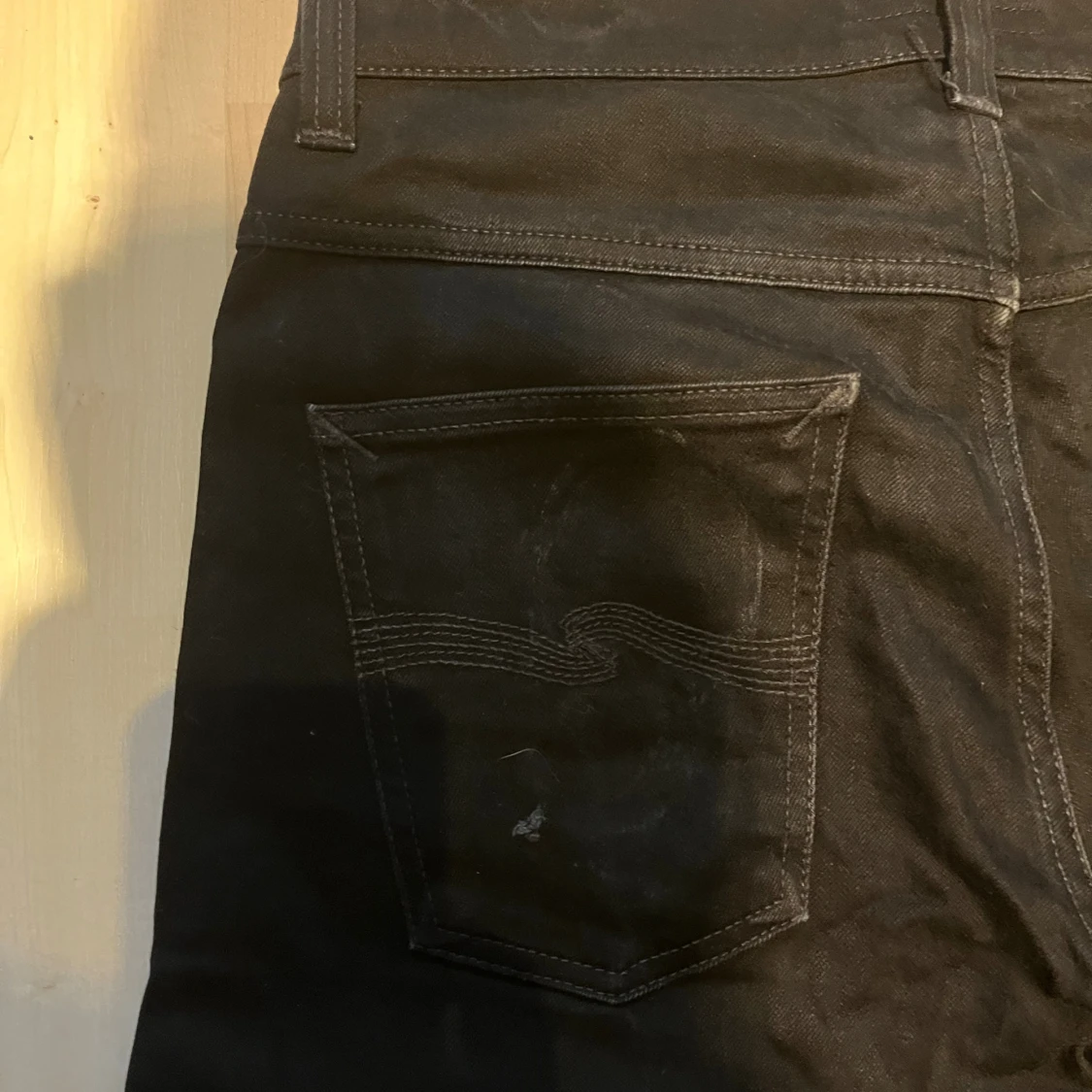 Svarta  jeans från Nudie Jeans - 4