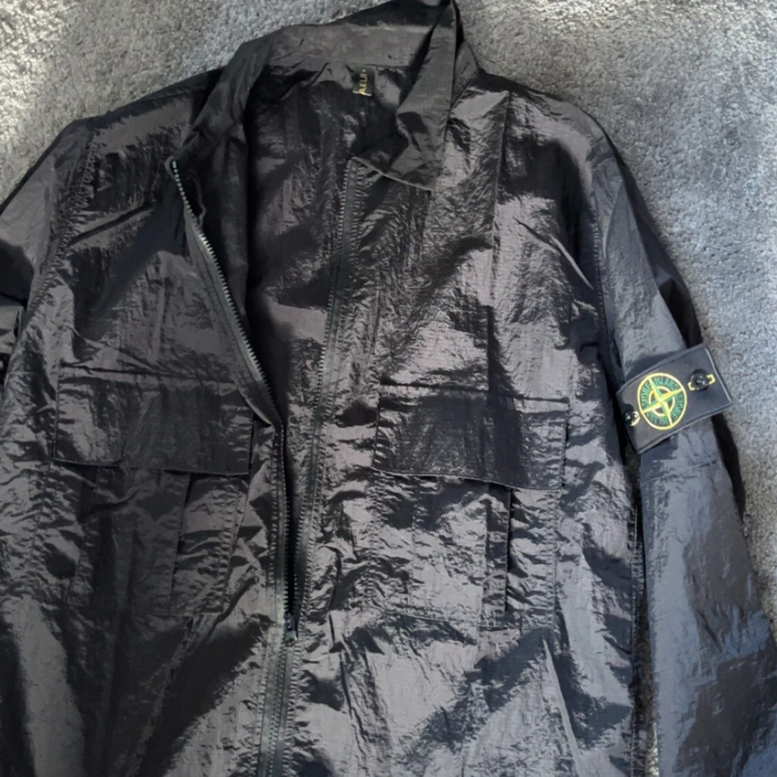 Svart overshirt från Stone Island - 1