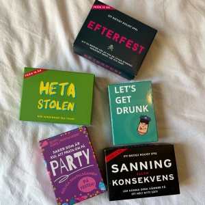 Fest-spel - Roliga fest spel på olika vis som är nästan oanvända!! Passar perfekt till middagar, fester eller andra sociala tillställningar 