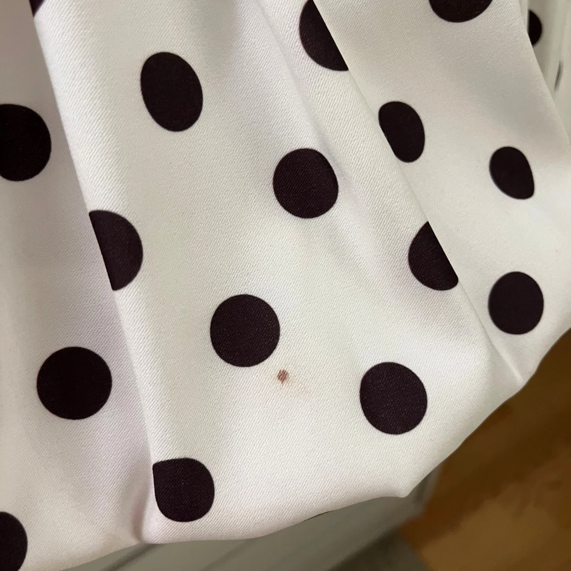 Superfin prickig klänning från Zara - 3