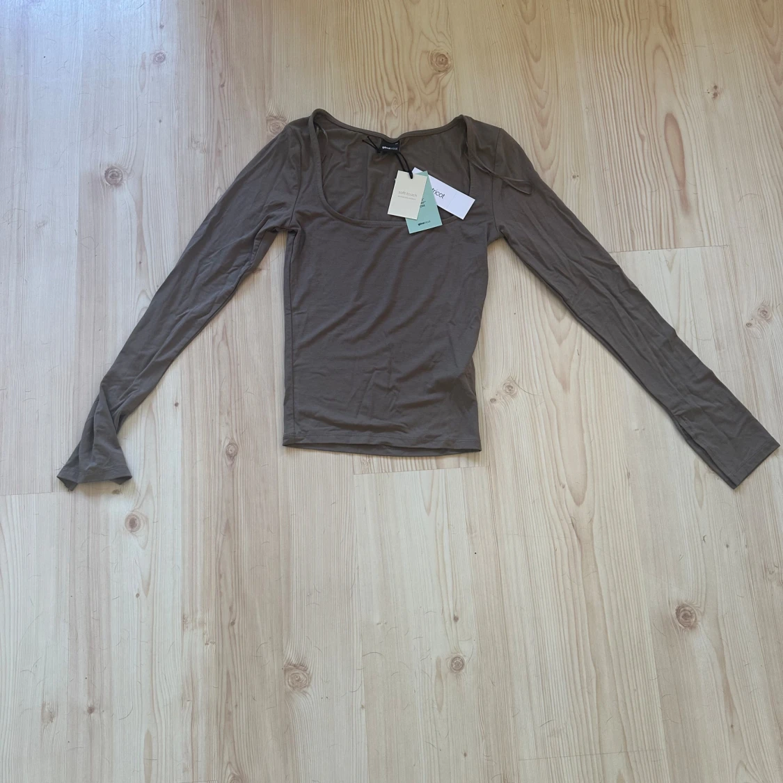 Brun långärmad topp Gina Tricot XS