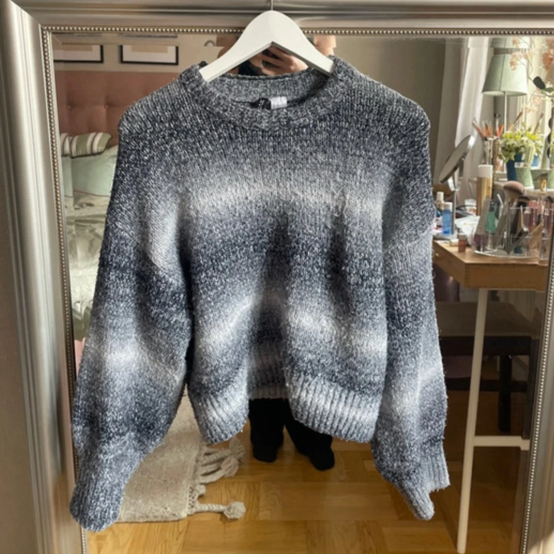 Grå stickad tröja från H&M Divided XS - 1