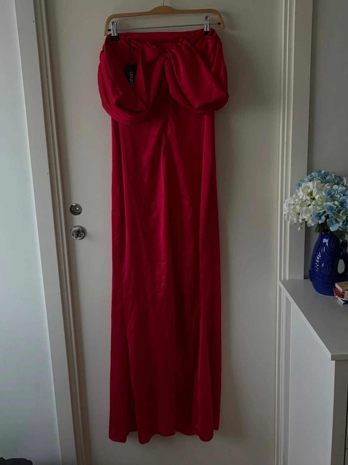 Röd offshoulder långklänning - 4