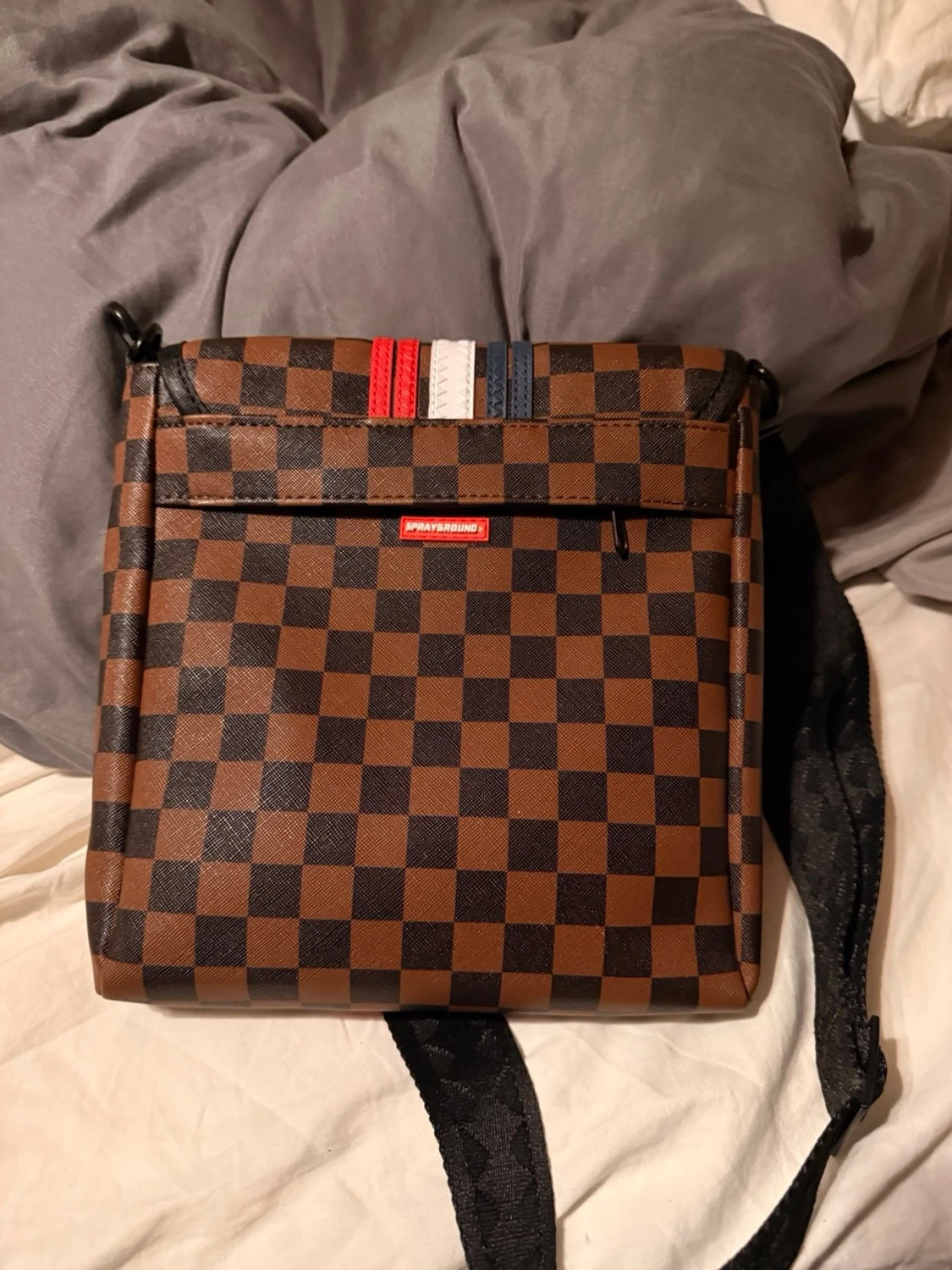 Sprayground rutig axelväska limited edition - 2