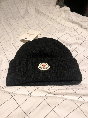 Moncler mössa - Mössa