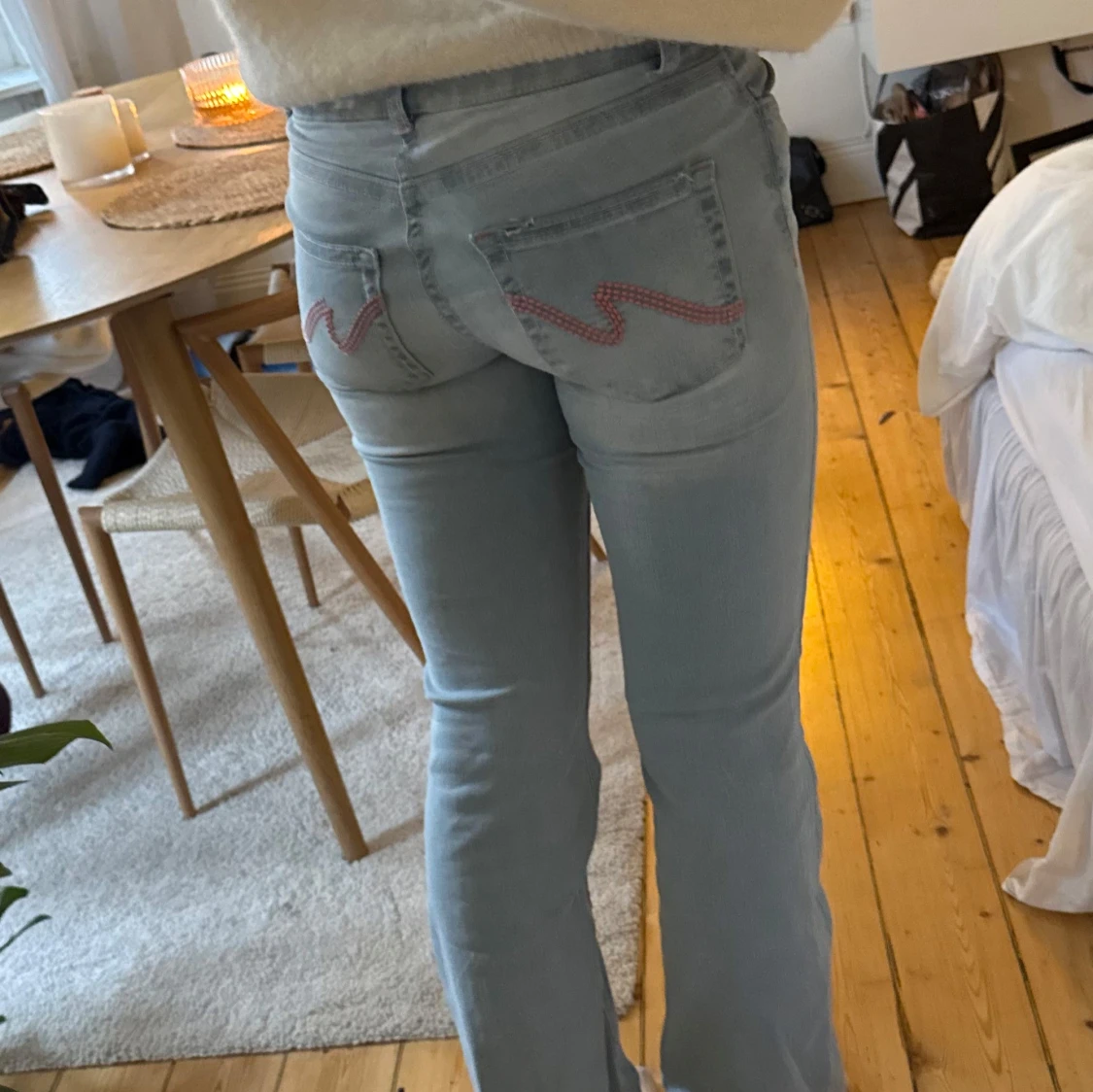  ljusblå Lågmidjade bootcut jeans - 3