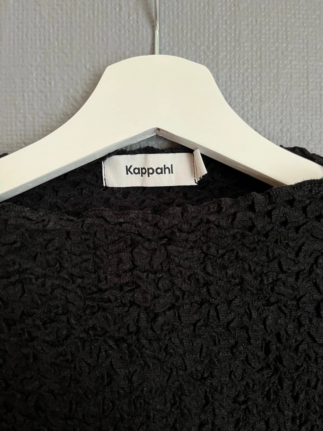 Svart strukturerad tröja från Kappahl - 3