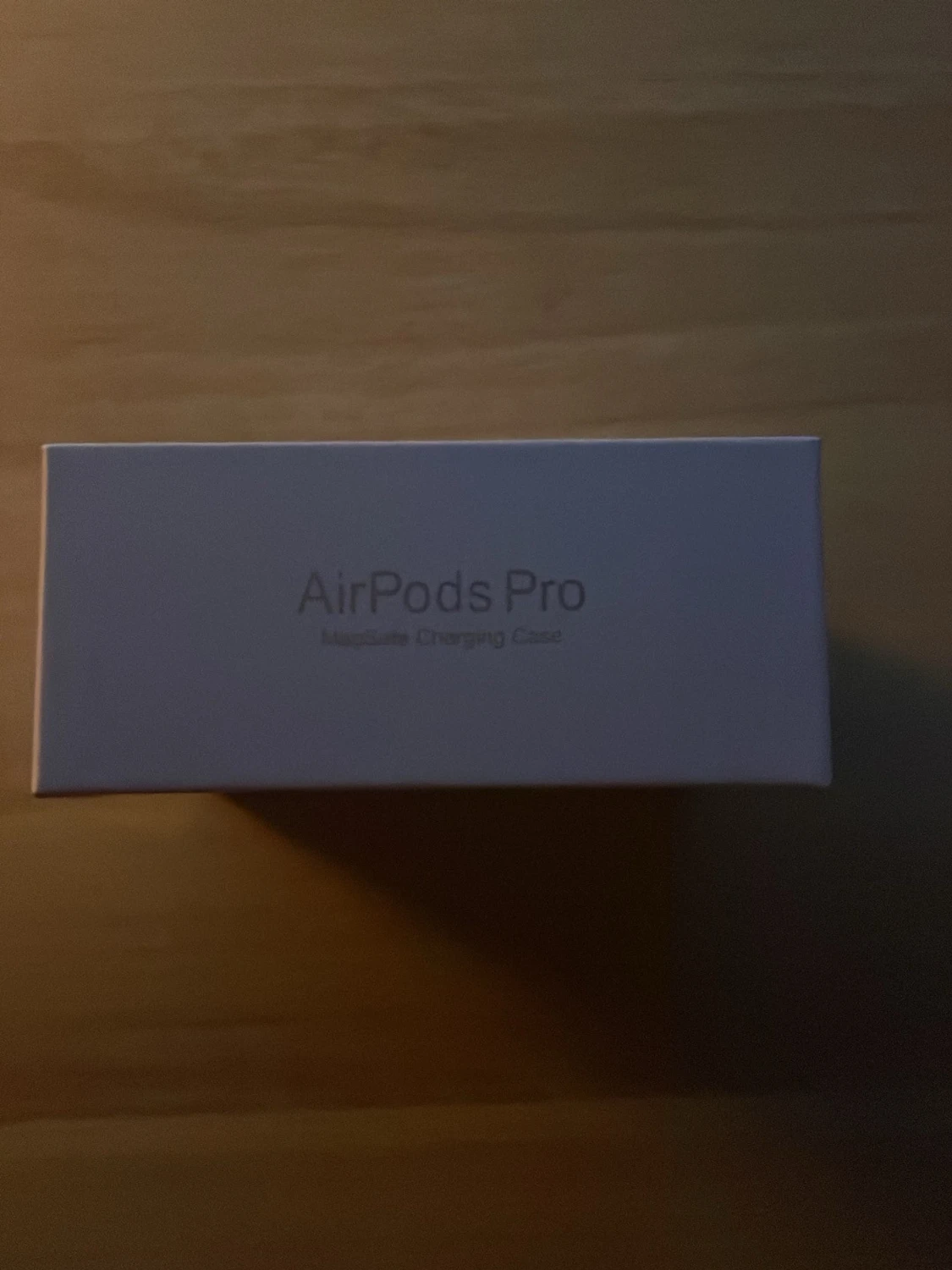 AirPods Pro (MagSafe Charging Case) - 1