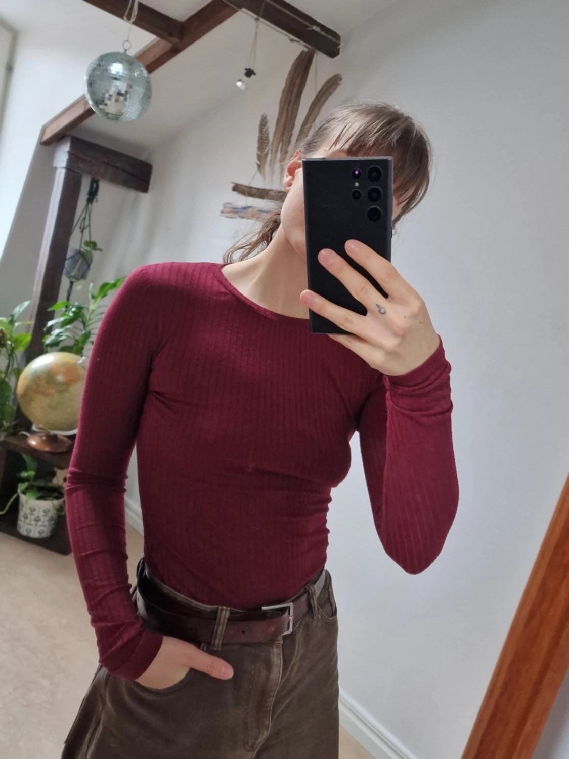 Wine red long sleeve - 1