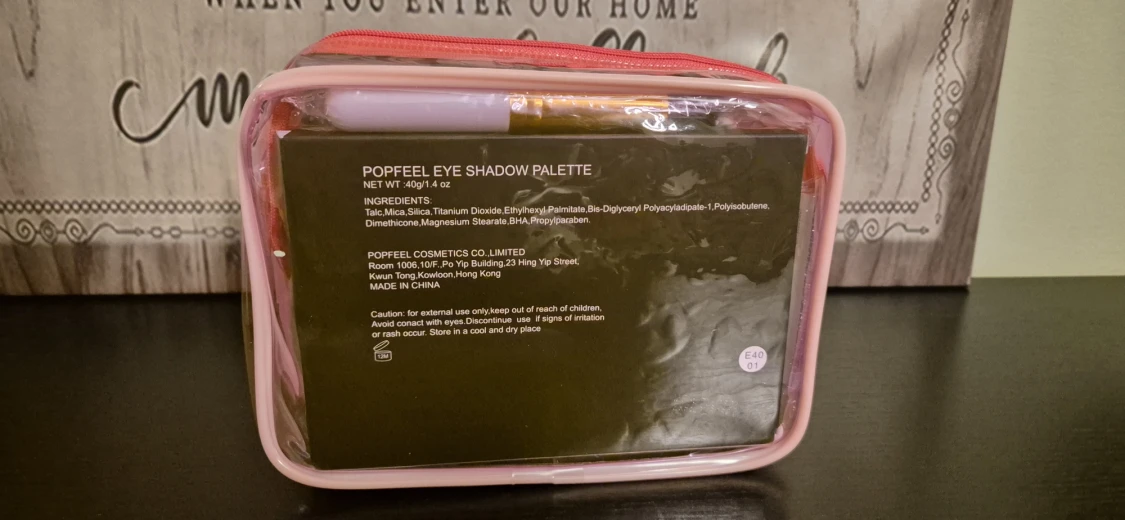 Popfeel makeup set with palettes and brushes / everything  - 1