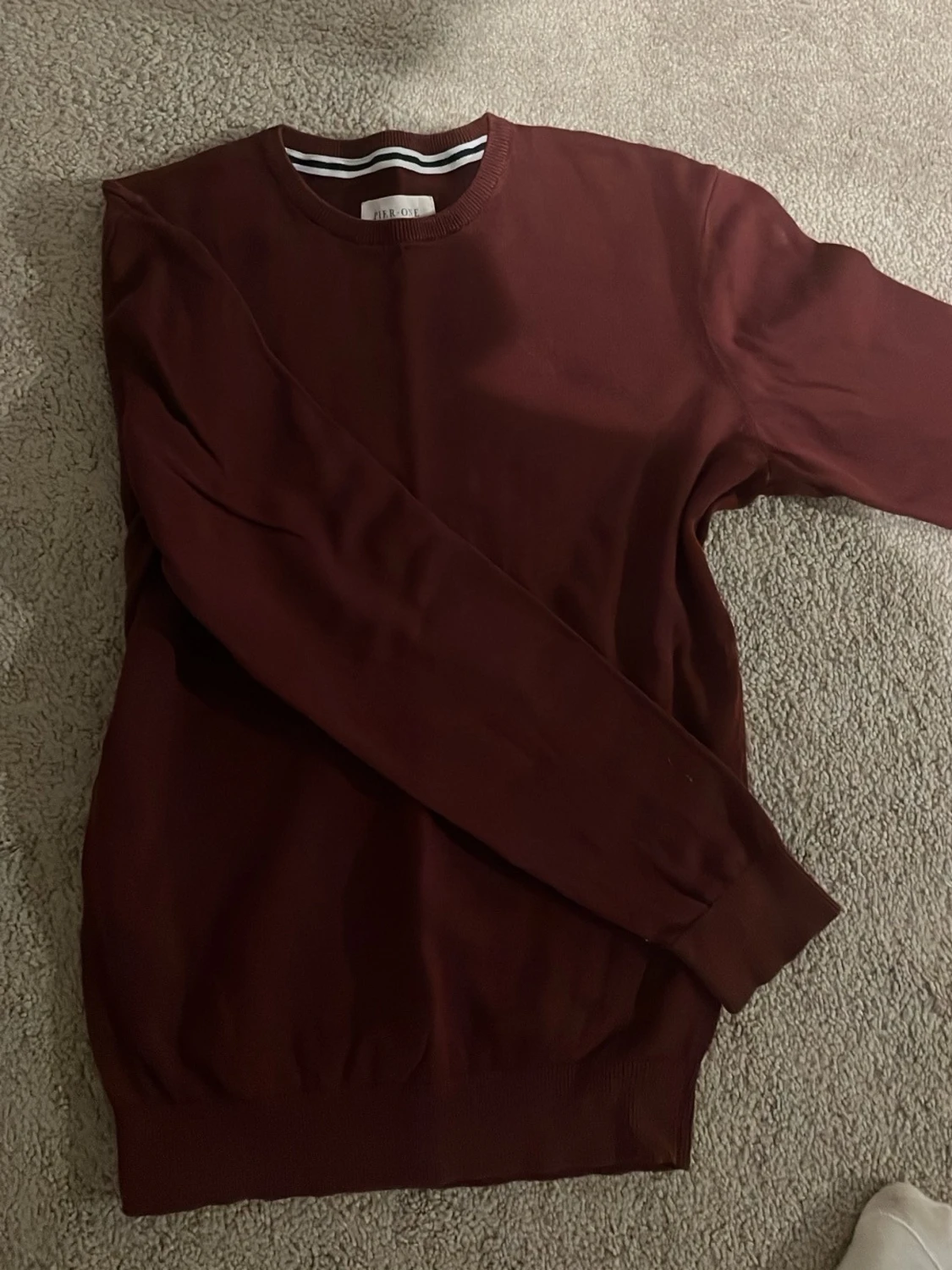 Vinröd långärmad tröja från pier one - 1