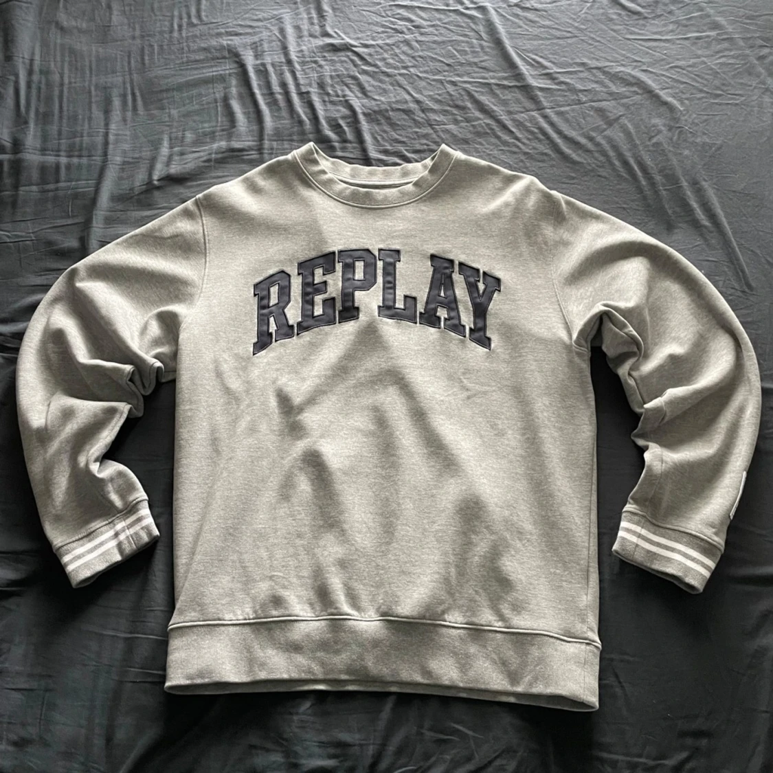 Grå sweatshirt från Replay