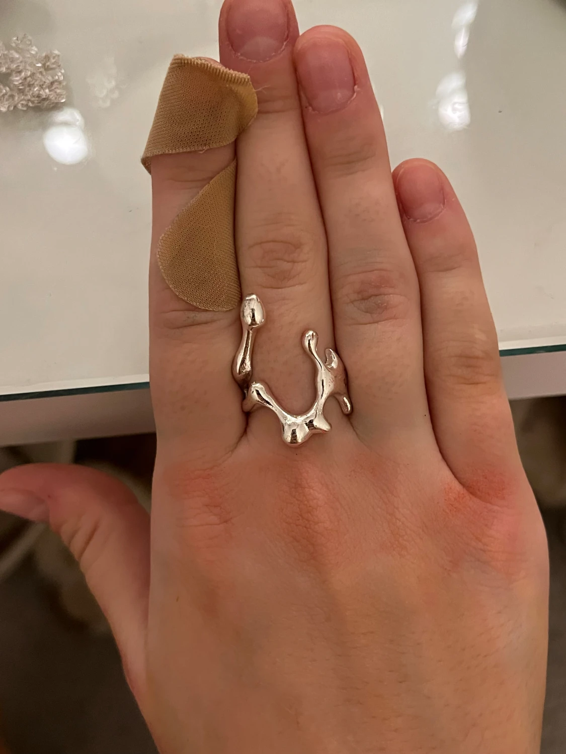 silverfärgad ring - 2