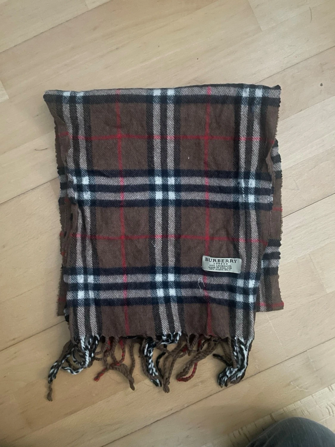 Brun rutig Burberry halsduk i ull