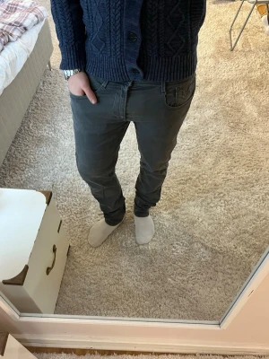 Replay anbass jeans  - Replay Jeans | skick 9/10 | Storlek 33/34 | Pris - 499kr | Modellen är ca 179cm lång | Hör av dig vid minsta fråga eller fundering!!