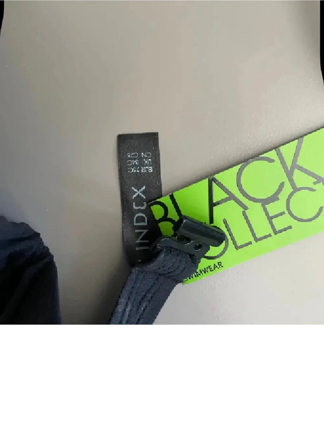 Svart bikiniöverdel från Index - 2