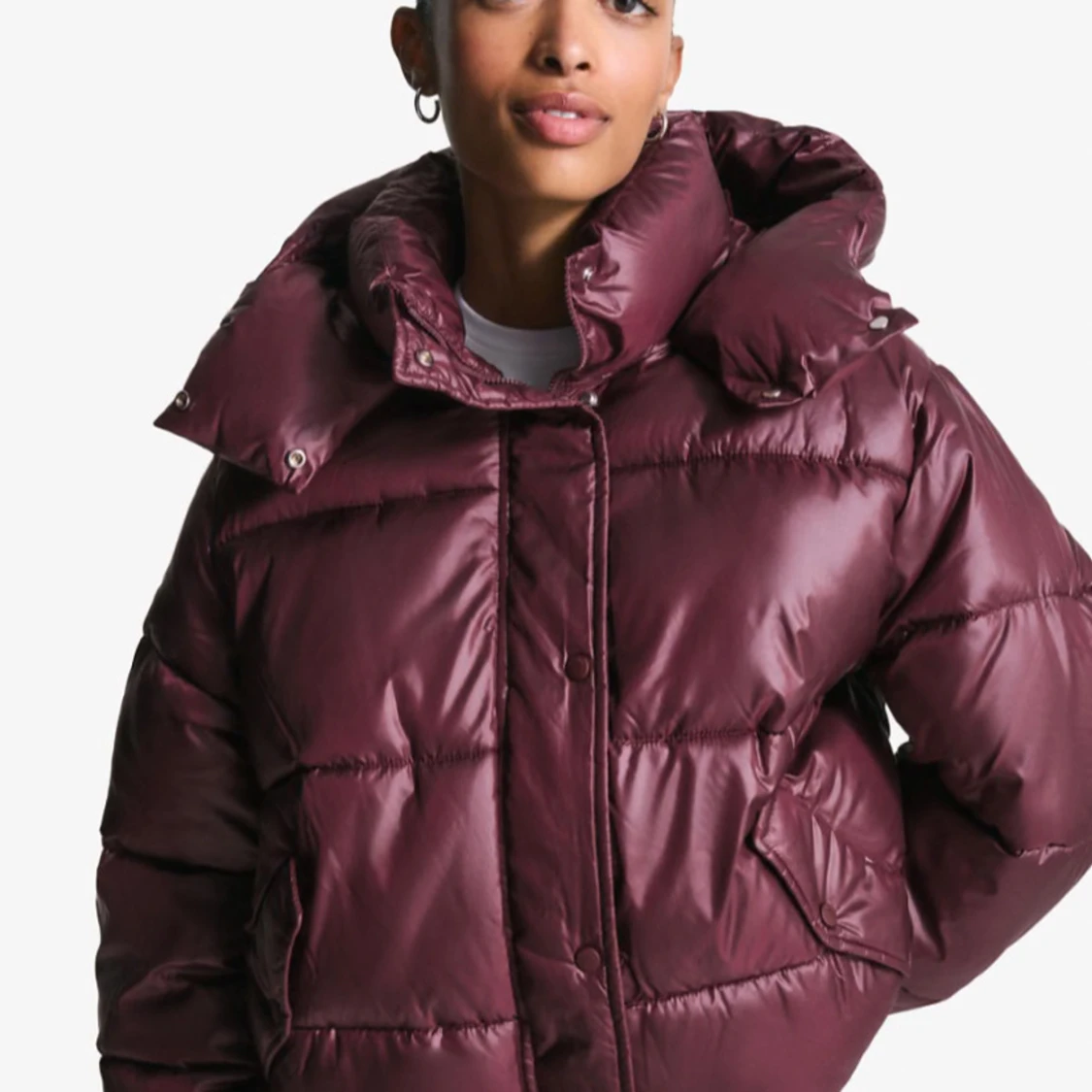 Vinröd jacka bershka