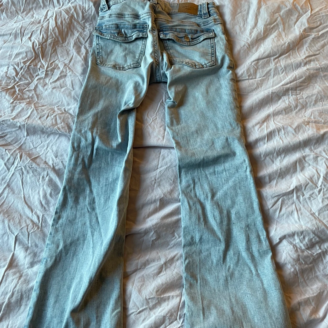 Ljusblå bootcut jeans med ficklock - 3