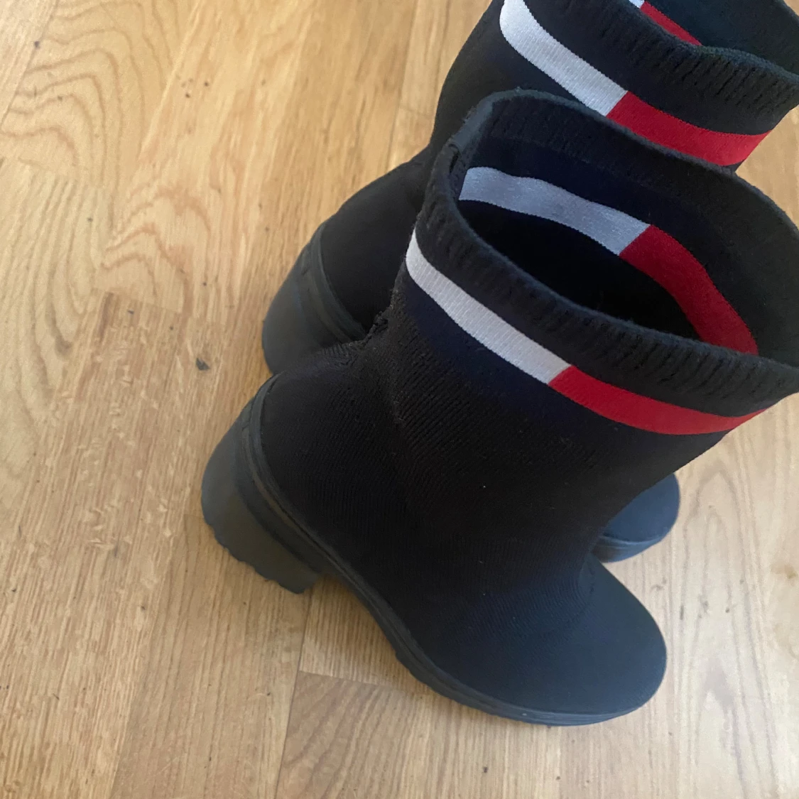 Svarta stickade boots med klack - 3