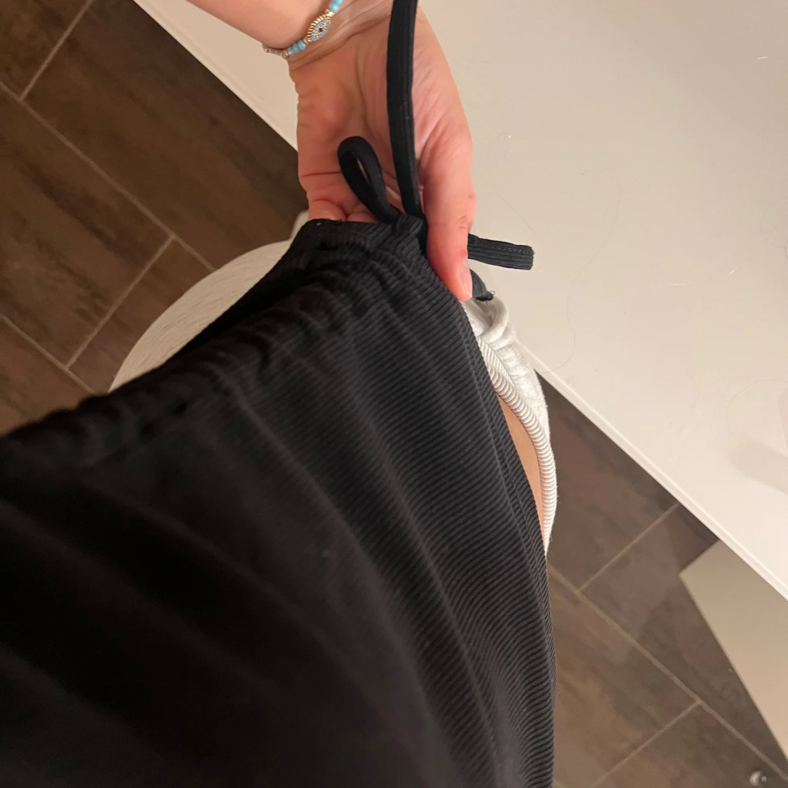 Svart ribbad topp med snörning Paul Mark - 3