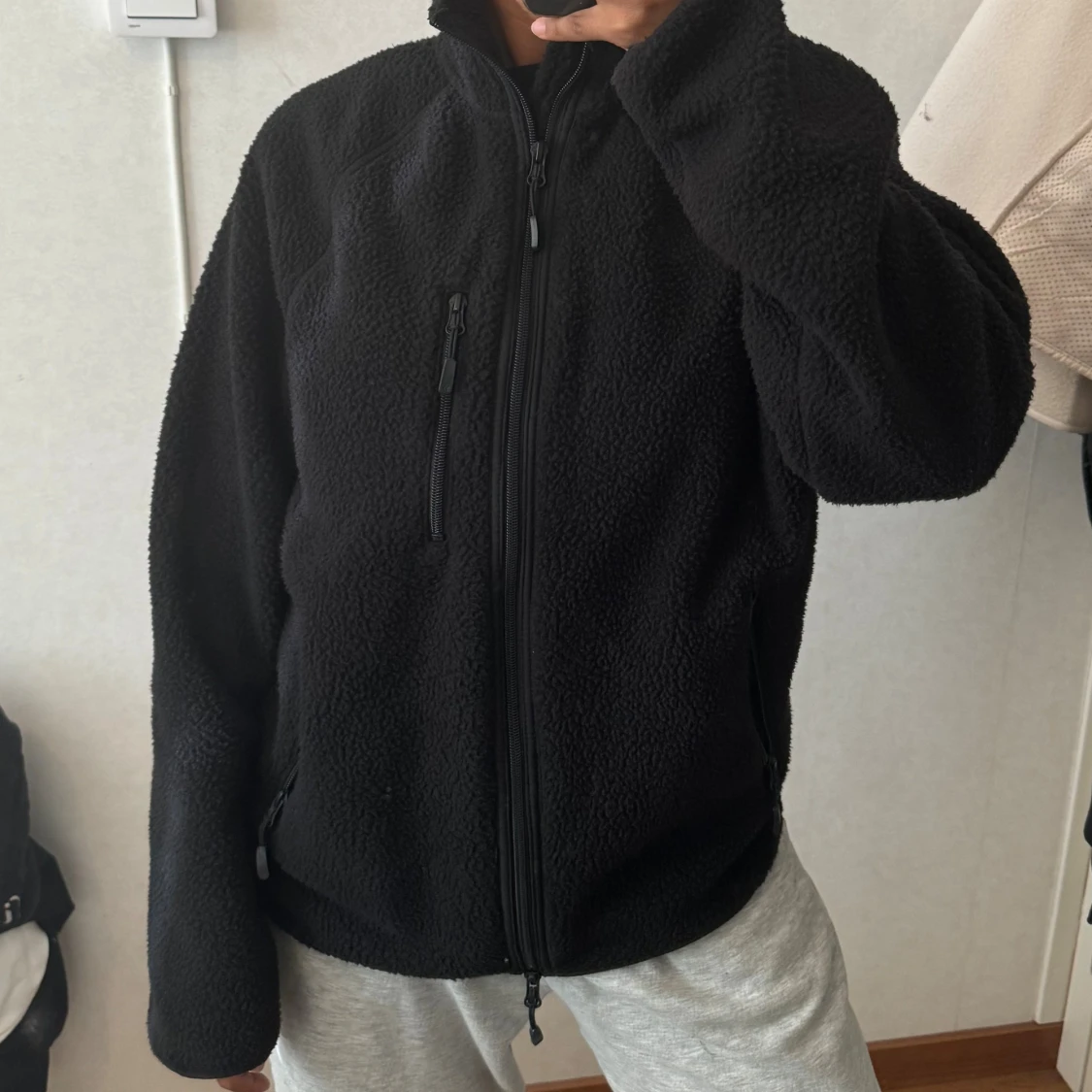 Svart fleece teddyjacka med dragkedja - 1