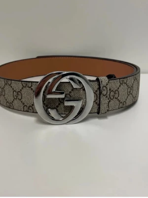 gucci bälte beige - helt ny